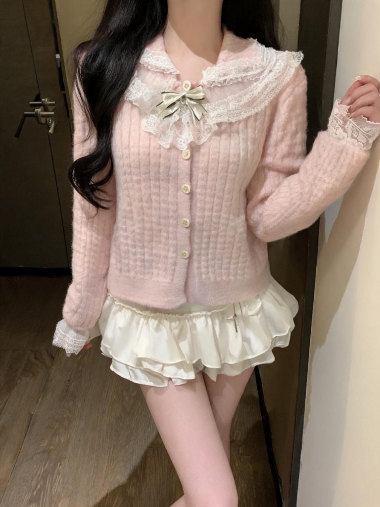 Women's Lace French Court Style Shirt Cardigan 100% Wool Sweet Style Fall Winter 2026