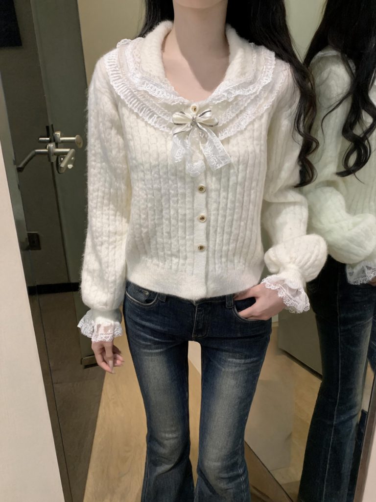 Lace French Court Style Women's Shirt Top Sweet Winter 2026 New
