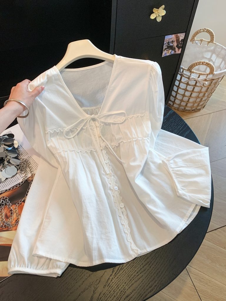 Korean V-Neck Lace Trim Tie-Front Blouse Women Loose Short Doll Top Long Sleeve Early Autumn
