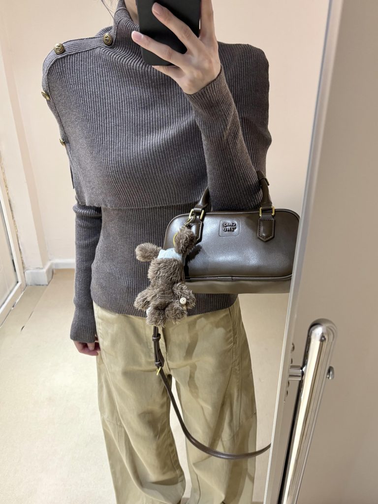 Women's Autumn Winter Irregular Cape Knit Sweater Set